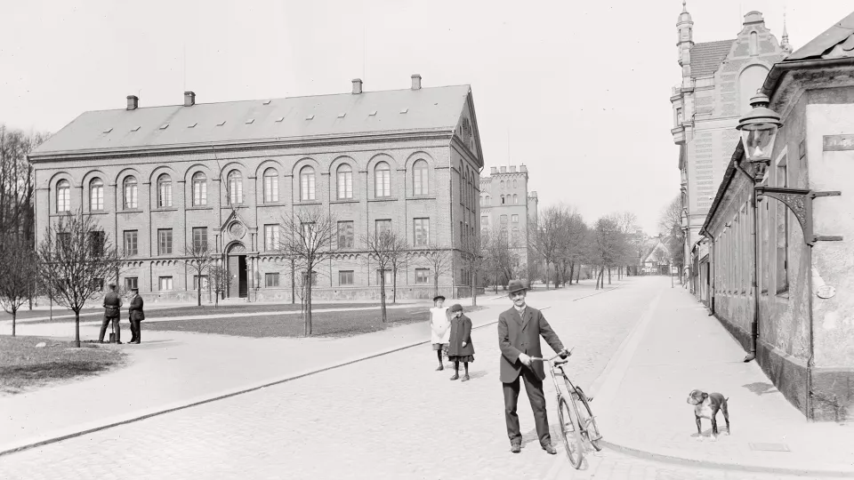 Historiska museet i början av 1900-talet.
